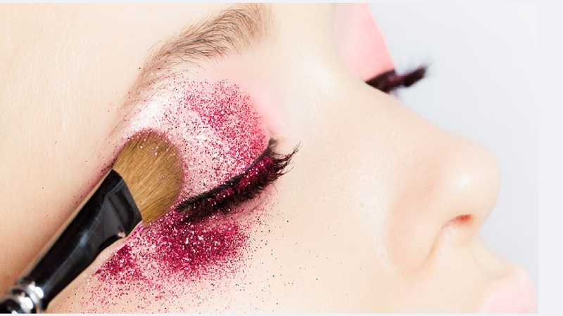Glitters Topics