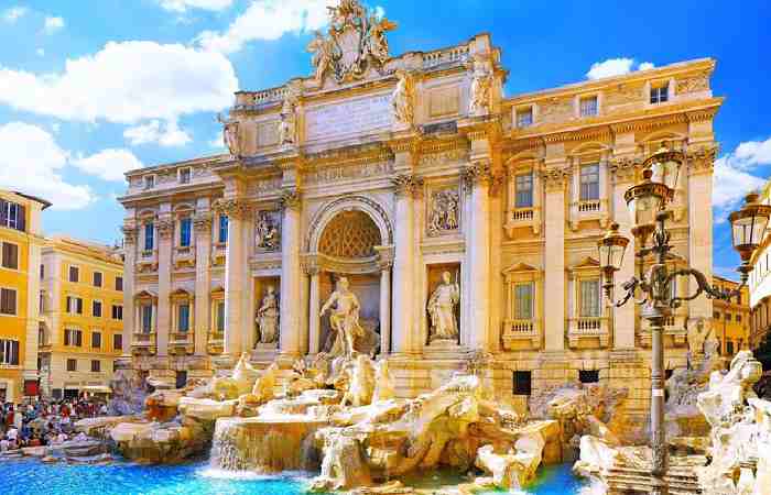 Why the people Toss Coins into the Trevi Fountain?