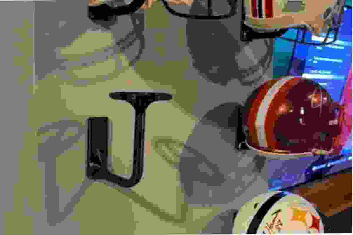 Image default